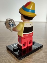 Pinocchio Rücken