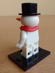 Schneemann hinten
