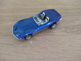 '72 Stingray Convertible