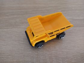 Lastwagen Gelb